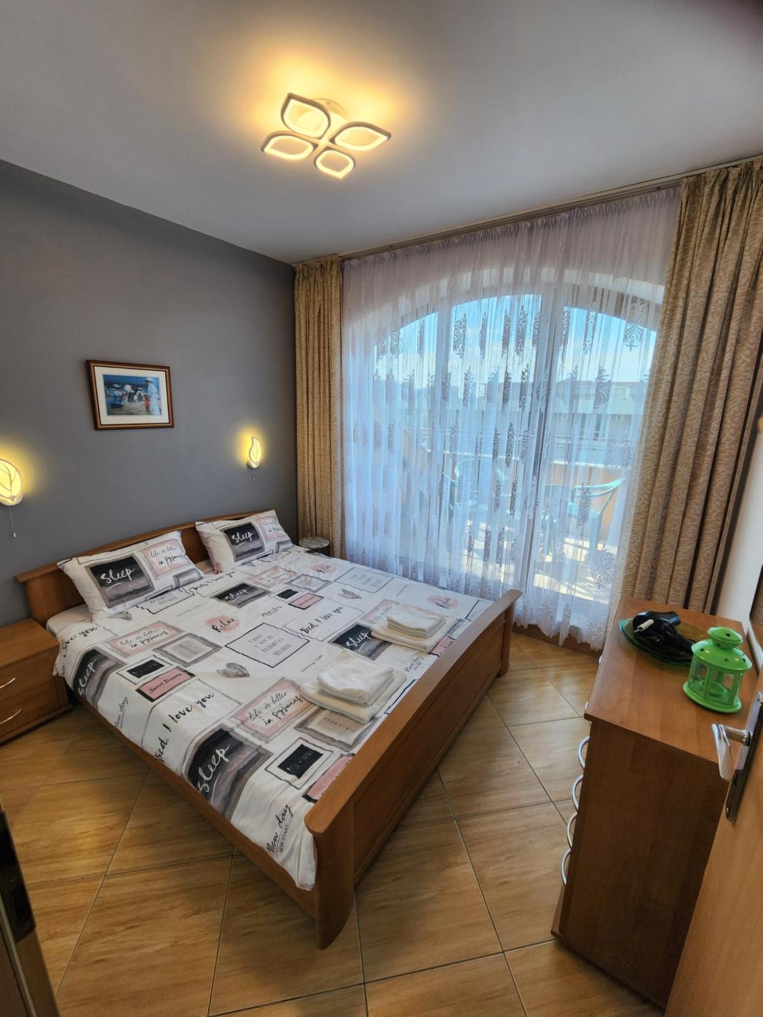 Golden Dreams Apartment Слънчев бряг Стая снимка