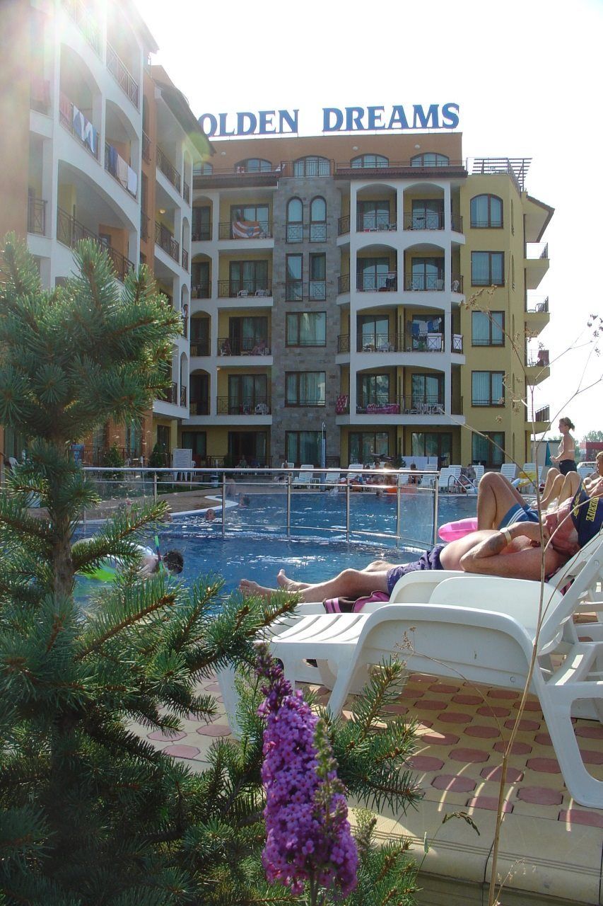 Golden Dreams Apartment Слънчев бряг Екстериор снимка