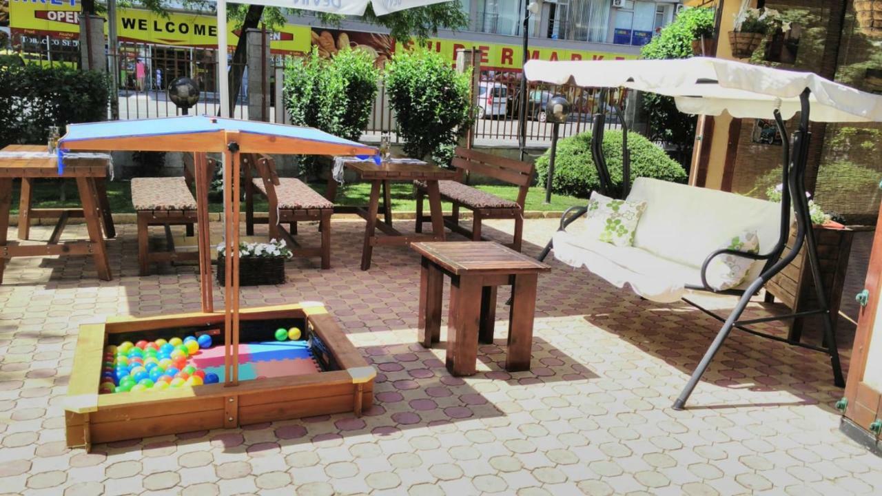 Golden Dreams Apartment Слънчев бряг Екстериор снимка