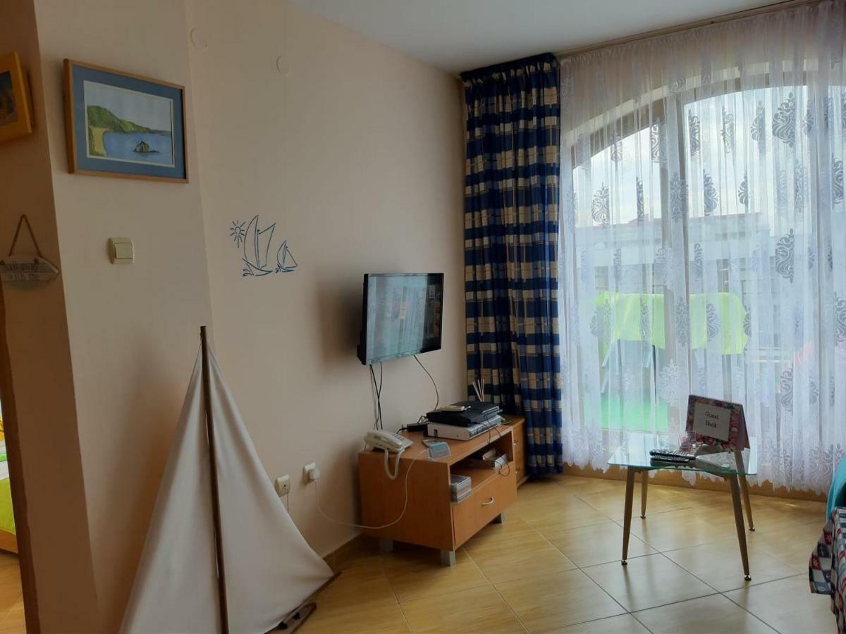 Golden Dreams Apartment Слънчев бряг Екстериор снимка